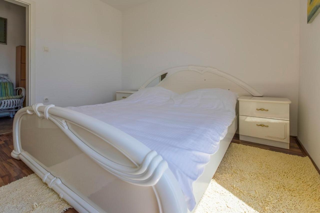 Seaview Apartment Crikvenica Exterior foto